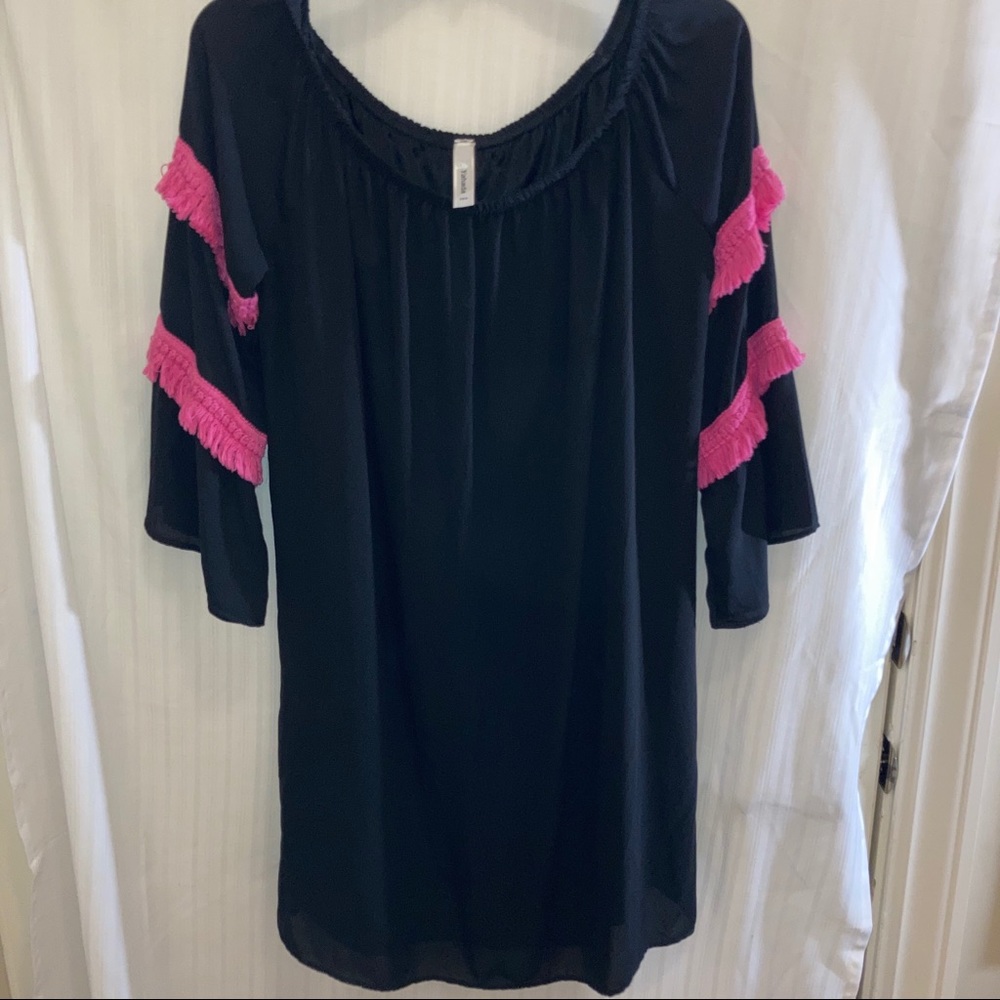 NWOT Yahada black w/ pink ruffles dress Large